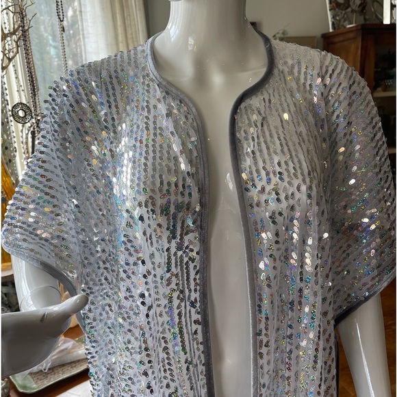 Topshop mid length sequin vest - Picture 2 of 8